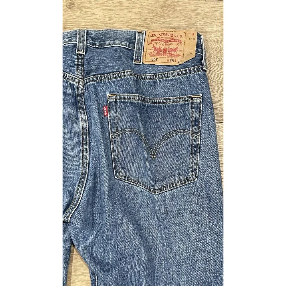 Vtg Levi’s 501 Button Fly Straight Leg Jeans 36x30 Made In Haiti